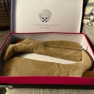 Vince Camuto Tan Boots size 6.5